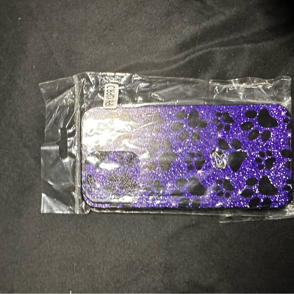 iPhone 13 Pro phone case - Picture 3 of 3
